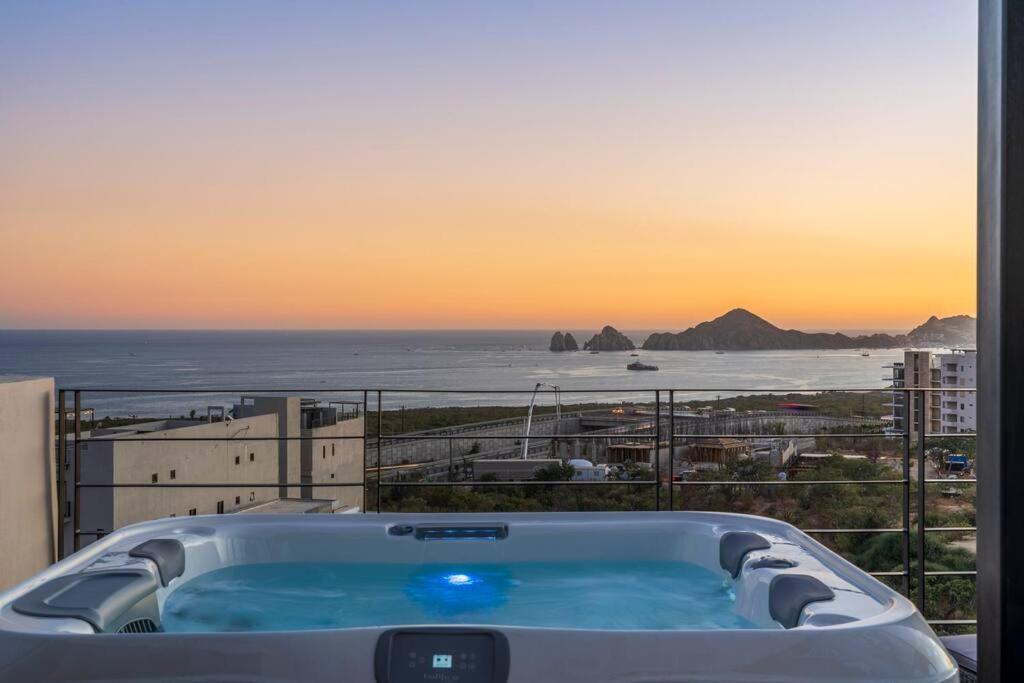 Best View Rooftop With Heated Jacuzzi Apartman Cabo San Lucas Kültér fotó